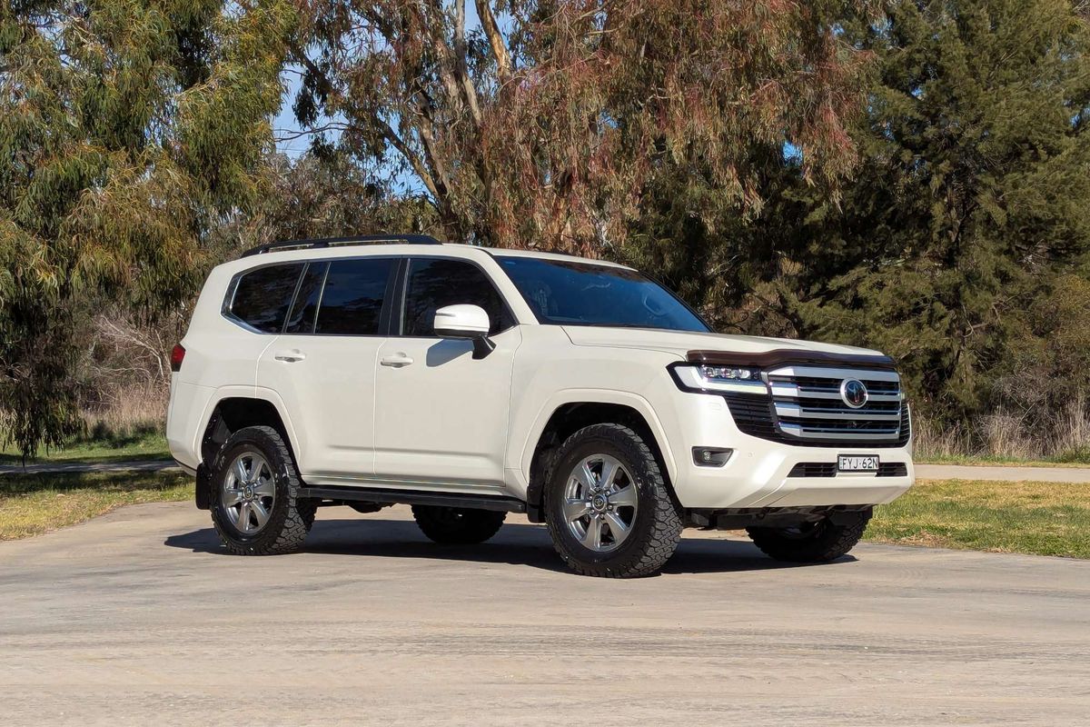 Toyota Landcruiser VX